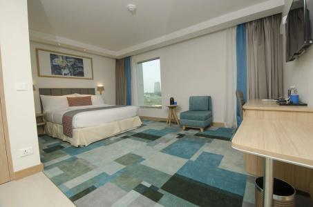 Holiday Inn Bengaluru Racecourse, An Ihg - 2
