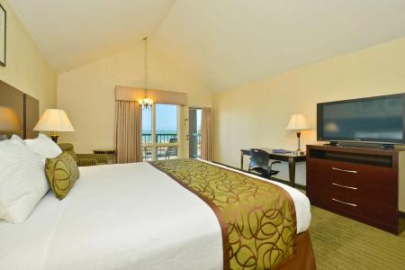 Best Western Plus Inn-by-the-Sea - 33
