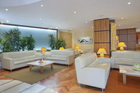 Holiday Inn Cagliari, An Ihg - 9
