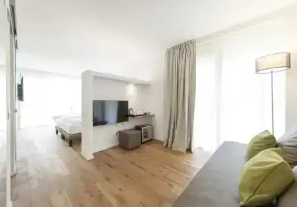 Garda Lake Suite - 79