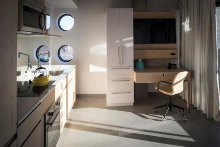 Boxotel - 85