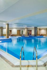 Bonnington & Leisure Centre - 113