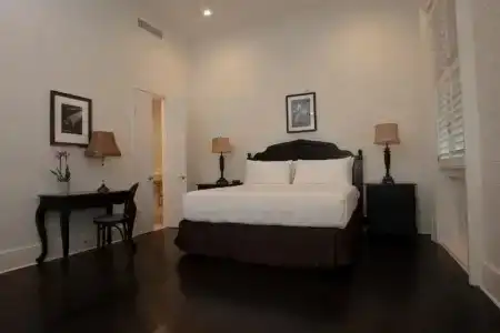 Royal New Orleans - 31