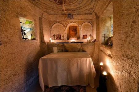 Sunak Cave Boutique - 48