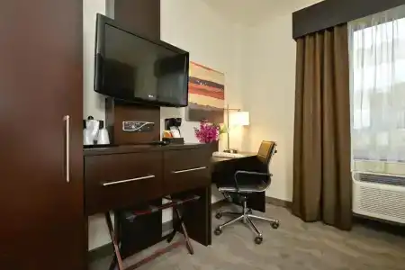 Holiday Inn Lower East Side, An Ihg - 55