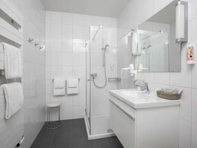ibis Locarno - 93