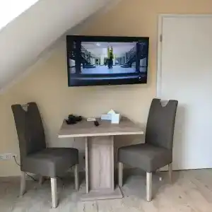 Select Suites & Aparts - 30
