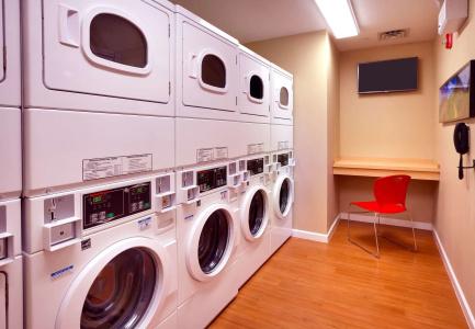 TownePlace Suites by Marriott - 22