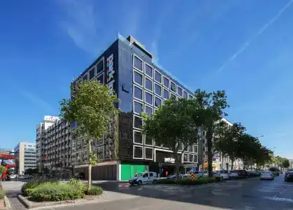 Park Inn by Radisson Izmir - 0