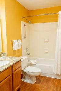 TownePlace Suites Dallas Las Colinas - 24
