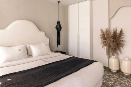 Blue Carpet Luxury Suites - 217