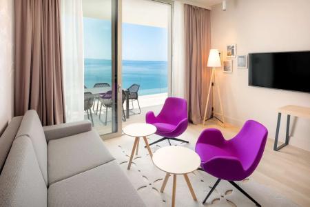 Radisson Blu Resort & Spa - 189