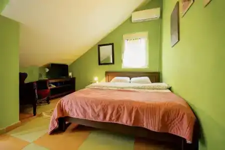 Hostel Q - 2