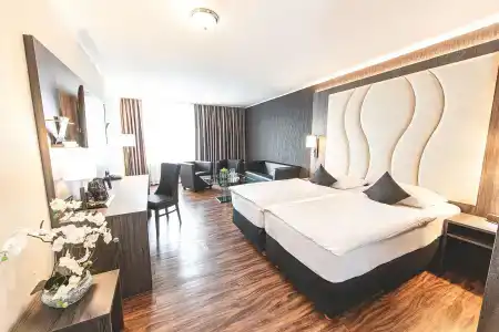 Best Western Plaza Grevenbroich - 2