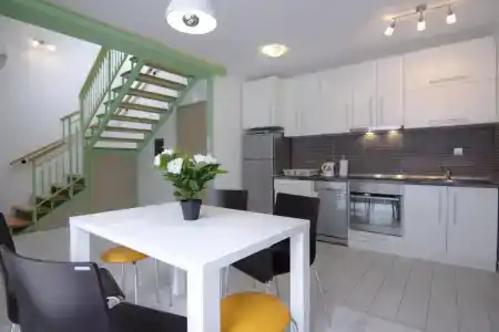 Central Park Residence - 117