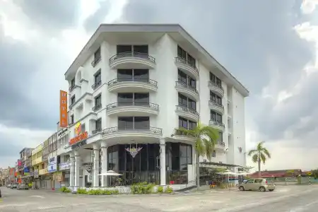Arenaa Batik Boutique - 0