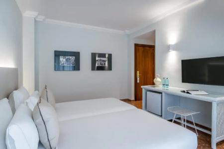 Montjoi by Brava Hoteles - 20