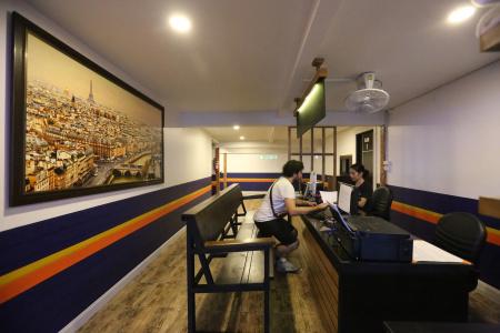 Balcony Party Hostel - Adult Only +18 - 22