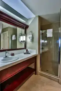 Tuscany Suites & Casino - 9