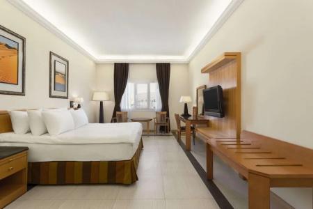 Ramada Qurum Beach - 31