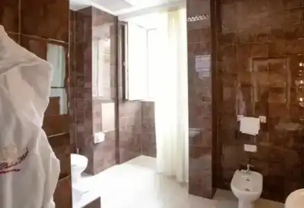 Excelsior Palace - 8