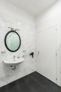 Bella Napoli Suites - 34