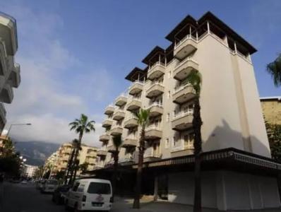 Le Moral Apart - 11