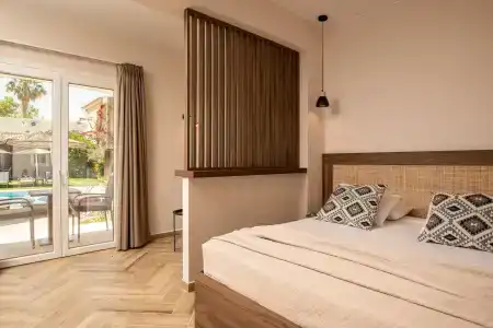 Aeolos Boutique and Suites - 5