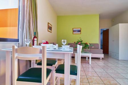 Nanakis Beach Luxury Apartments - 14