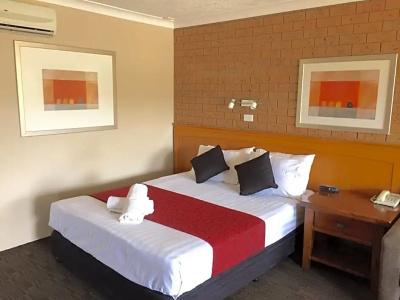 James Street Motor Inn - 63