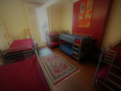 Embassie Backpackers - 13