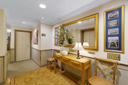 Manor Apartment - 2