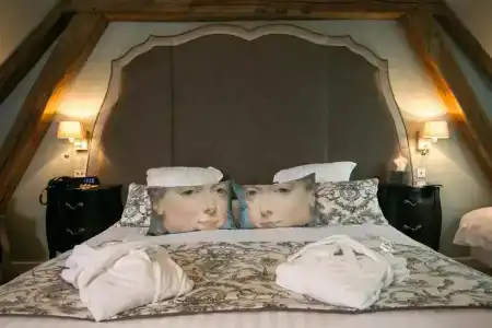 Best Western Premier Grand Monarque & Spa - 88