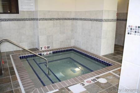 Homewood Suites by Hilton - 13