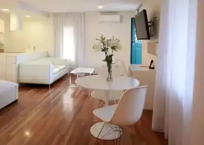 Divota Apartment - 179