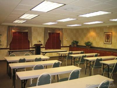 Holiday Inn Express & Suites Tucson Mall, An Ihg - 18