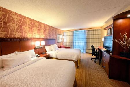Courtyard by Marriott New York LaGuardia Airport - 3