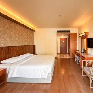 Golden Beach Pattaya - 24