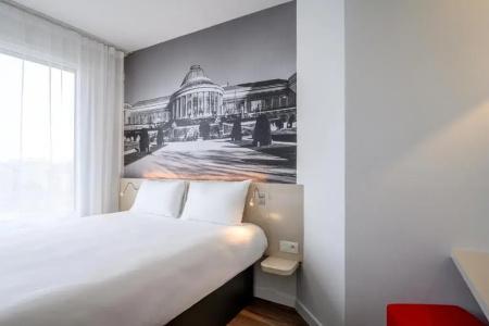 b&b Brussels Centre Gare Du Midi - 21