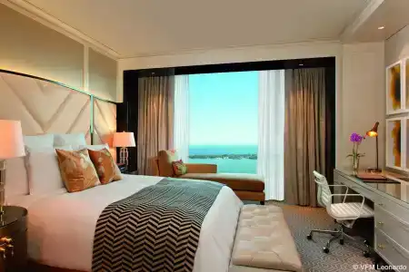 The Ritz-Carlton, - 3
