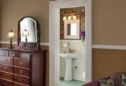 Albemarle Inn - - 23