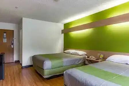 6-Charlotte, NC - University - 22