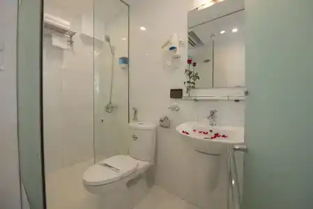 Ha Noi Holiday Center - 9