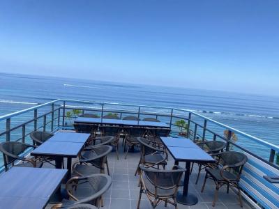 The Hive Beach - 37