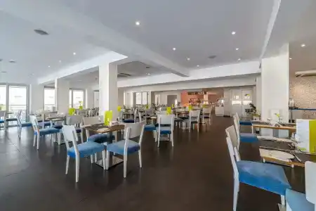 Tasia Maris Oasis - 17