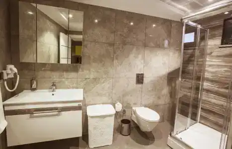 Bmk Suites - 7