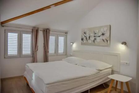 Kastel 1700 Boutique - 67
