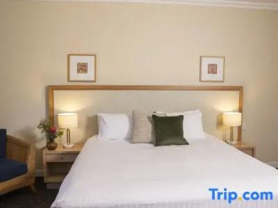 Rydges - 97