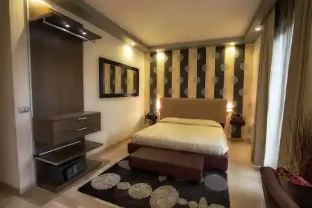 La Grotta - 5