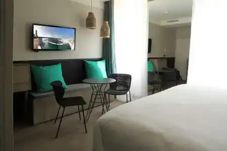 Best Western Plus Hôtel La Joliette - 49